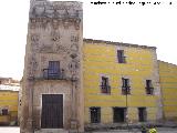 Palacio de los Nios de Don Gome. 