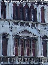 Palacio Contarini delle figure. Balcones