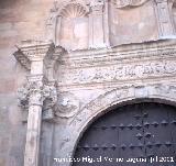 Iglesia de San Miguel. Detalle de portada principal