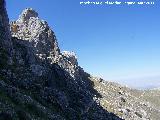 La Mella. Desde la mella el refugio de montaa al fondo