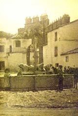 Fuente de los Leones. Foto antigua