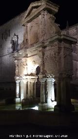 Fuente de Santa Mara. De noche