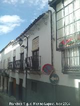 Casa de la Calle Dolores Torres. Alero con tirantes