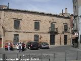 Casa de la Plaza Serrano San Martn. Fachada