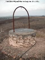 Cstulo. Castellum aquae del Cerro del Cortijo del Guarda. Pozo sobre uno de los aljibes