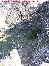 Santuario ibrico de la Cueva de la Lobera. Antiguo camino