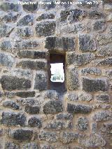 Castillo de la Consolacin o Espinosa. Ventanuco-Saetera de la puerta