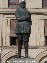 Monumento a Martnez Montas. Estatua