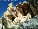 Castillo de Ruicerezo. Abrigo y cueva