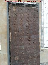 Puerta. Puerta medieval de la Torre de Villena - Salamanca