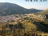 Bancales del Cerrajn. Los Villares desde su cumbre