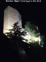 Castillo Nuevo de Santa Catalina. De noche