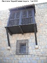 Castillo Viejo de Santa Catalina. Balcn cerrado de madera