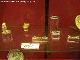 Plaza lvaro de Torres. Estatuilla, pito, y pulseras de los siglos XVI y XVII. Museo Arqueolgico de beda