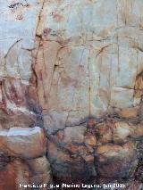 Pinturas rupestres de la Cueva de los Arcos II. Restos de pinturas