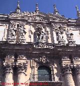 Catedral de Jan. Fachada. El Santo Rostro, San Mateo, San Juan, el Rey Fernando III, San Lucas y San Marcos