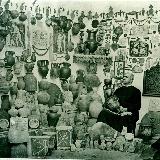 Historia de Sevilla. Francisco Mateos Gago y su coleccin de piezas arqueolgicas. Foto antigua