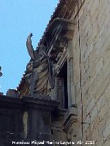 Catedral de Jan. Fachada Norte. Balcn de Aranda abierto a la calle Campanas convertido luego en puerta de paso