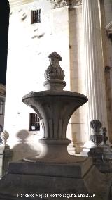 Catedral de Jan. Lonja. Pinculo de las escaleras del norte