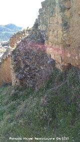 Muralla de Ja�n. Torre�n Sur II. Podium de acceso al adarve