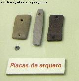 Museo Provincial. Placas de arquero