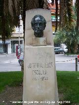 Jacinto Higueras. Monumento en Jan
