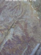 Pinturas rupestres del Barranco de la Cueva Grupo I. Antropomorfo doble Y y barras y puntos