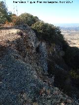 Cerro San Marcos. Paredes rocosas en su cumbre
