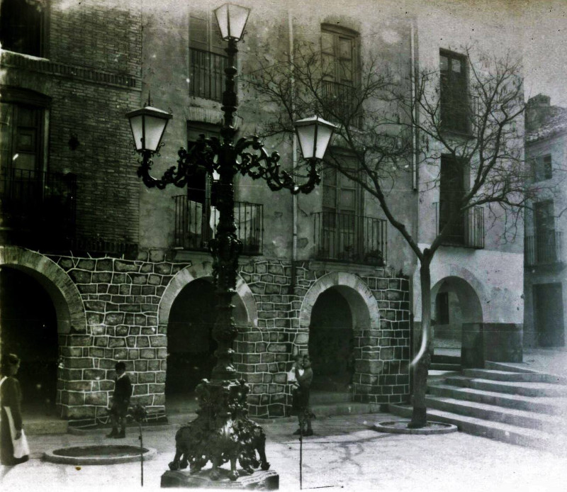 Farola de la Magdalena - Farola de la Magdalena. Foto antigua. Archivo IEG