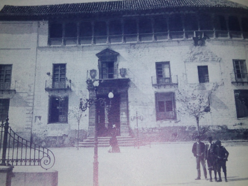 Palacio del Duque de Montemar - Palacio del Duque de Montemar. 1904 Sin su balcn de Pilatos