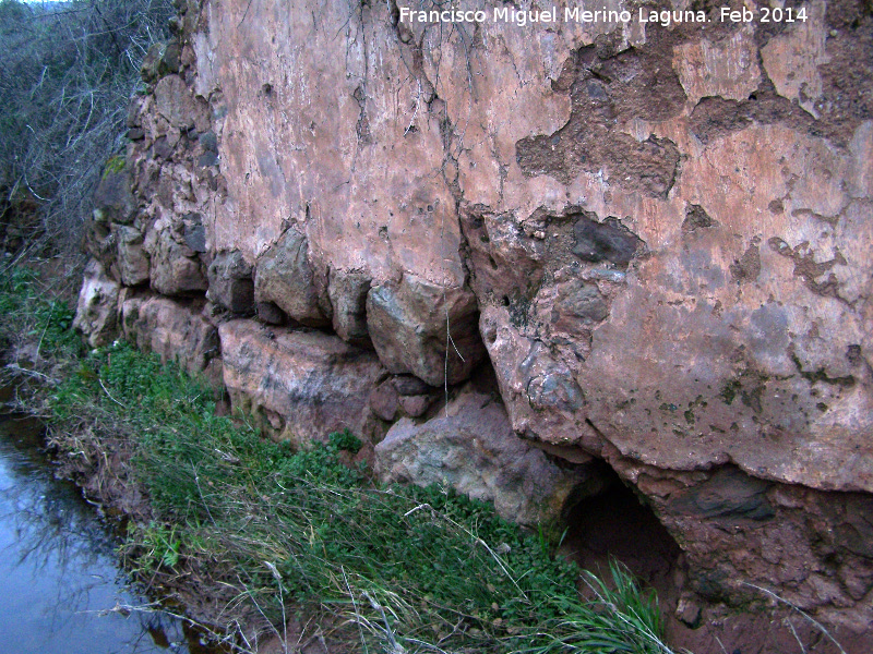 Puente romano del Molinillo - Puente romano del Molinillo. Piedras ciclpeas