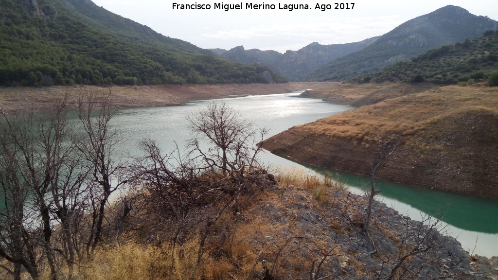 Pantano del Quiebrajano - Pantano del Quiebrajano. Desde la Isla del Quiebrajano