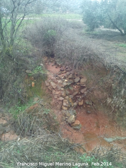 Puente del Camino de la Sierra - Puente del Camino de la Sierra. Restos de construccin