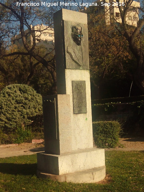 Monumento a Emilio Cebrin - Monumento a Emilio Cebrin. 