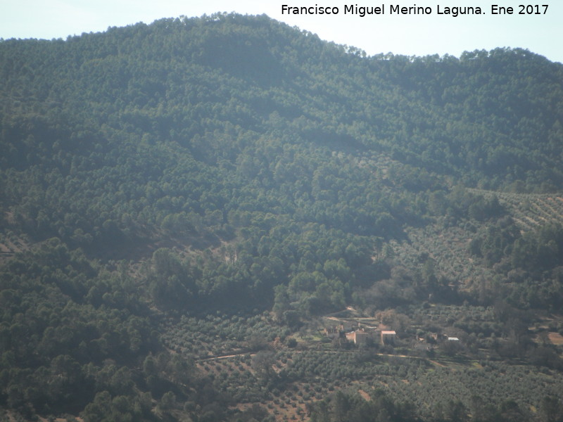 Aldea La Tala - Aldea La Tala. A los pies del Pico Orua