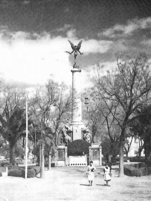 Monumento a las Batallas - Monumento a las Batallas. Foto antigua