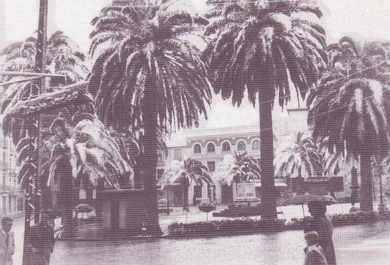 Plaza de la Constitucin - Plaza de la Constitucin. 1955