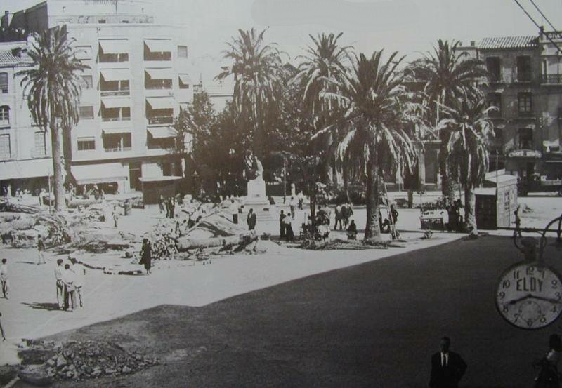 Plaza de la Constitucin - Plaza de la Constitucin. Foto antigua