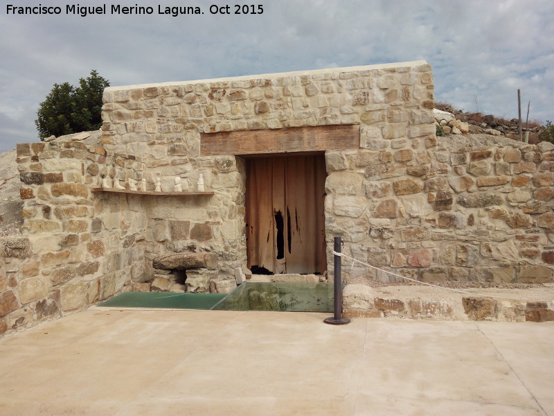 Torreparedones. Santuario Ibero - Torreparedones. Santuario Ibero. Entrada a la Cella