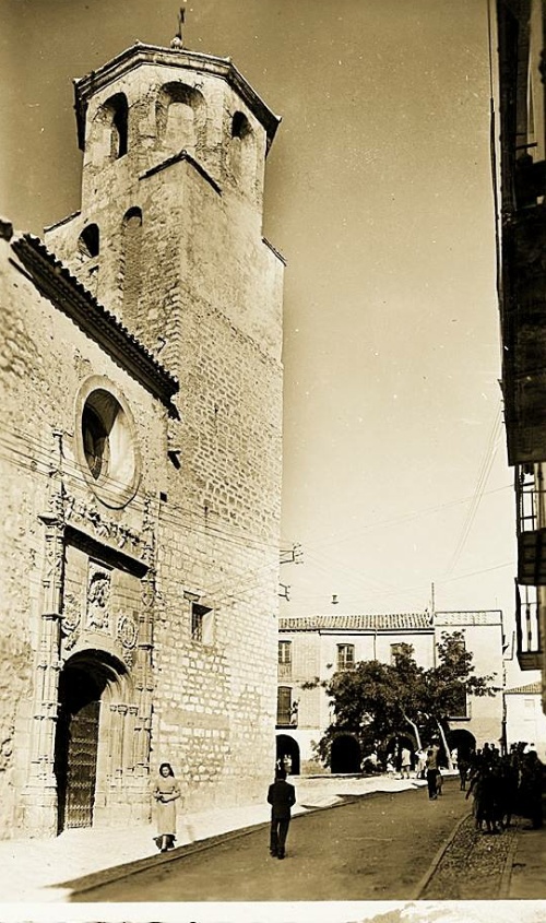 Plaza de la Magdalena - Plaza de la Magdalena. Foto antigua. Archivo IEG