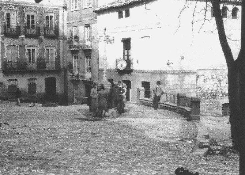 Casa de la Plaza de San Bartolom n 3 - Casa de la Plaza de San Bartolom n 3. Foto antigua