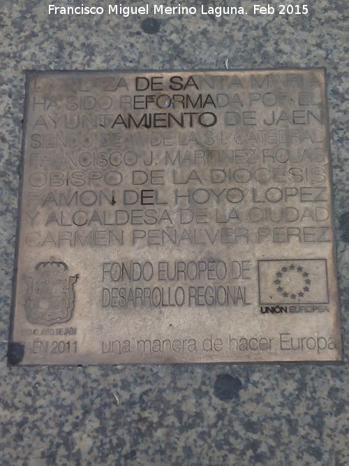 Plaza de Santa Mara - Plaza de Santa Mara. Placa en el suelo