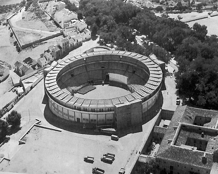 Plaza de Toros de Jan - Plaza de Toros de Jan. Foto antigua