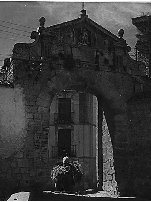 Muralla de Jan. Puerta del ngel - Muralla de Jan. Puerta del ngel. 1930