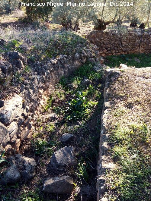Alberca Baja de la Fuente del Rosal - Alberca Baja de la Fuente del Rosal. Canalizacin