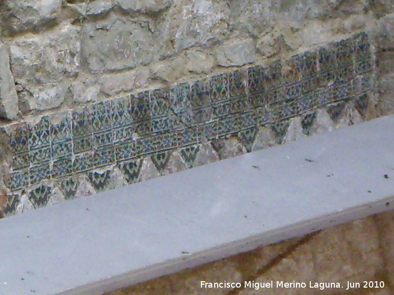 Fuente de la Magdalena - Fuente de la Magdalena. Azulejos