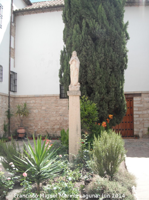 Real Monasterio de Santa Clara - Real Monasterio de Santa Clara. Inmaculada del patio de entrada