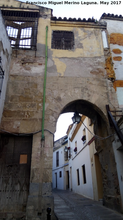 Arco del Portillo - Arco del Portillo. Extramuros