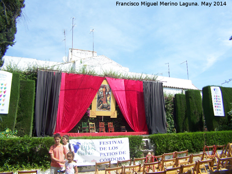 Casa de las Campanas - Casa de las Campanas. Escenario del patio