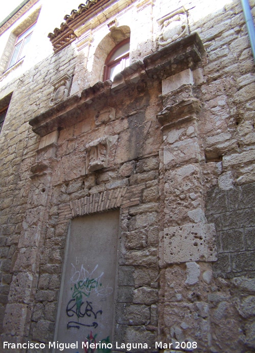 Convento de los Jesuitas - Convento de los Jesuitas. Portada calle Escuelas